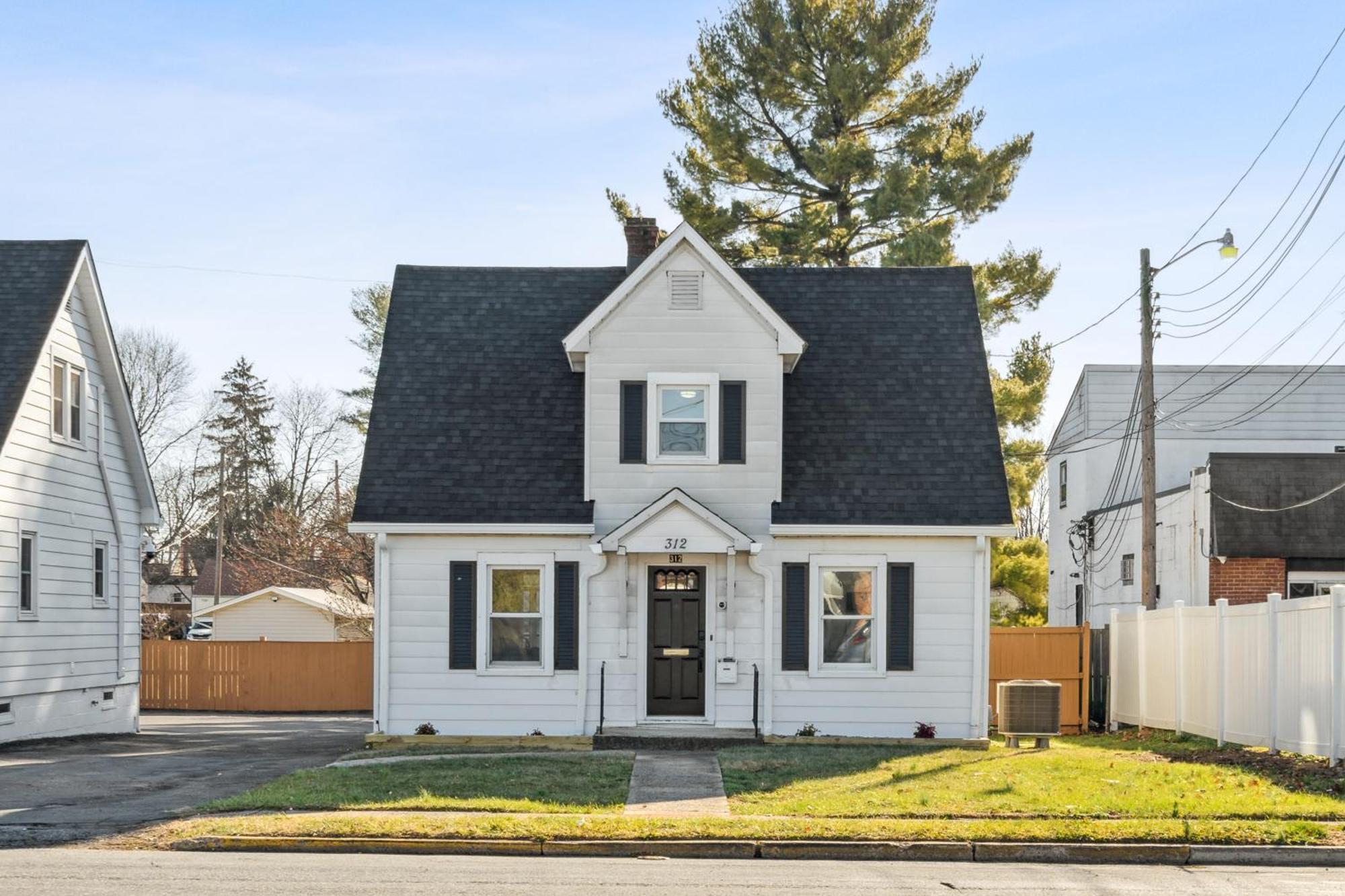 Logan'S House In Downtown Frederick Villa Bagian luar foto